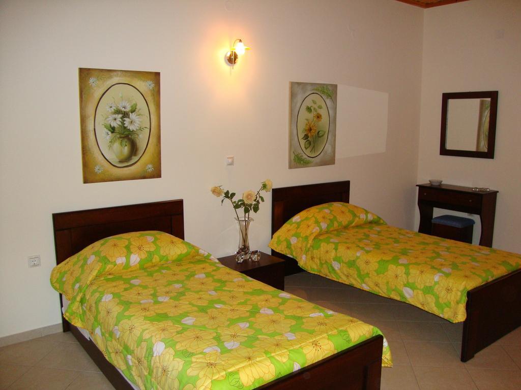 Bistola Guesthouse Vlakhokeraséa Extérieur photo