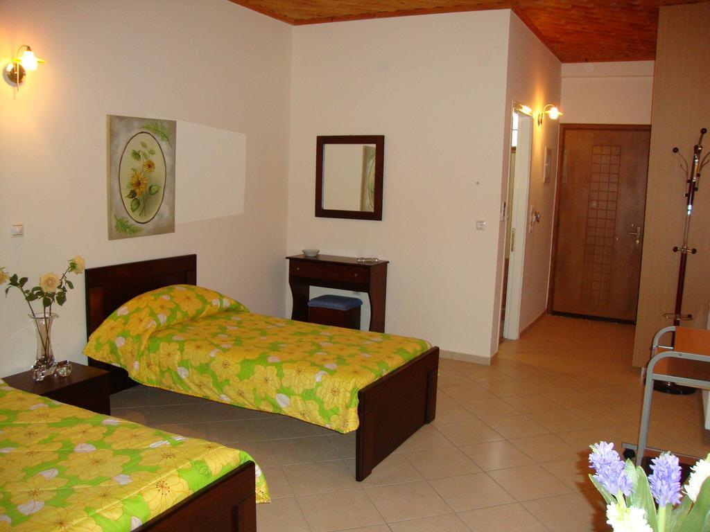 Bistola Guesthouse Vlakhokeraséa Extérieur photo